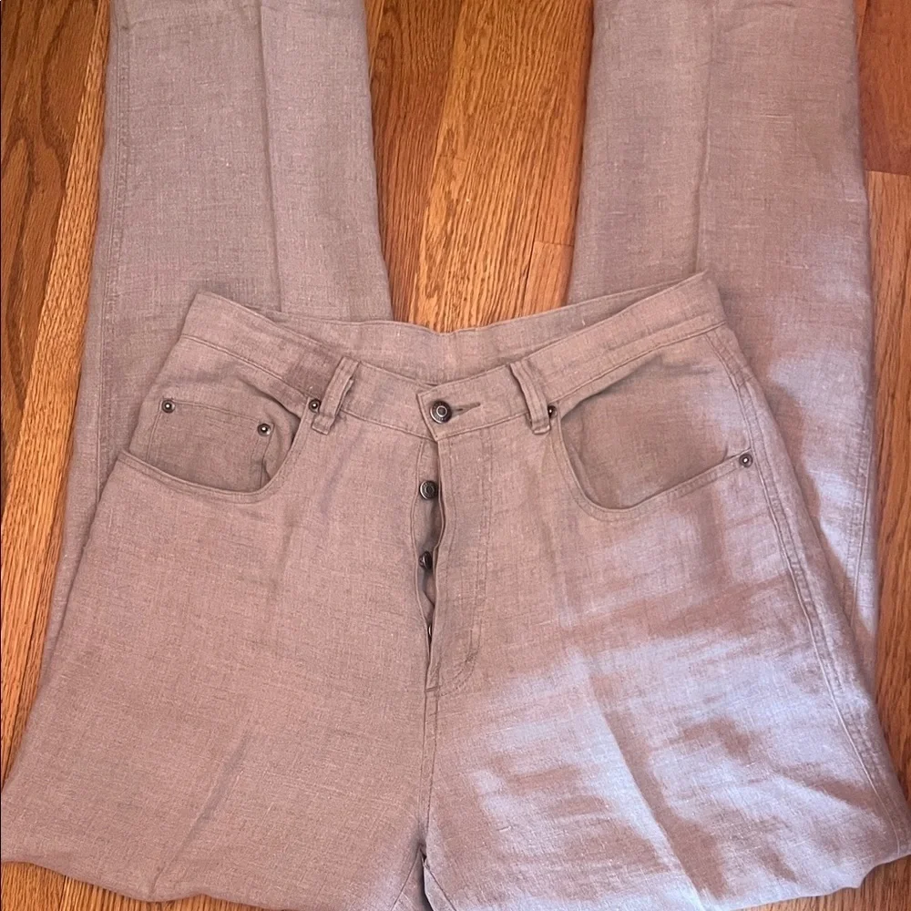 GAP Cream Fabric with Navy Logo Patch